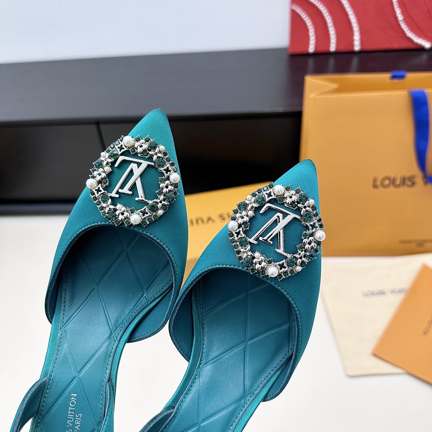 Women's high heels